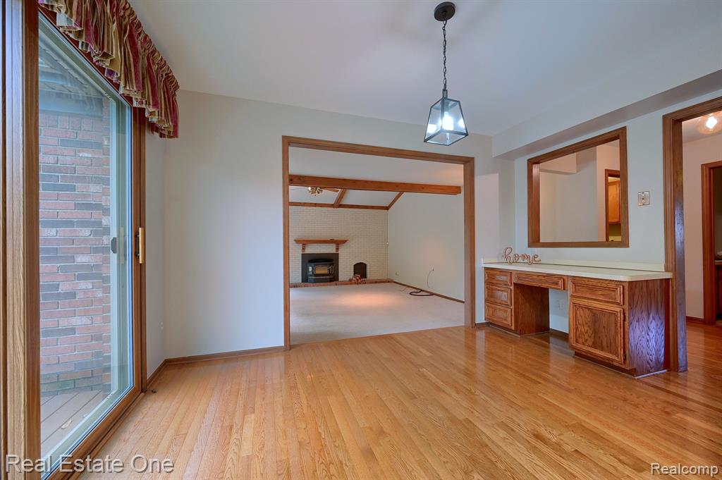 1249 Springwood Court Rochester Hills, MI 48309 - Photo 18 of 52