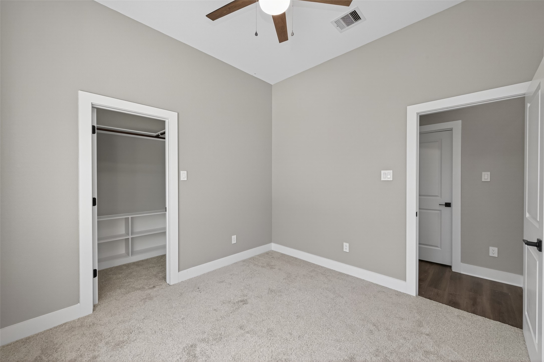 265 County Road 3376 Cleveland, TX 77327 - Photo 28 of 38 an empty room with a empty space and a ceiling fan
