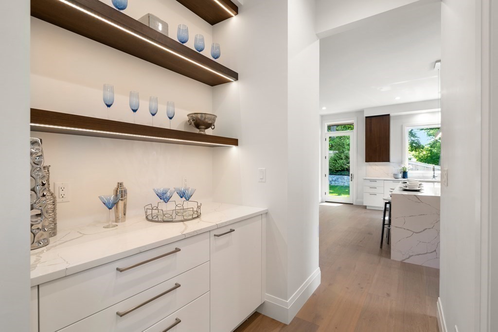 166 Paulson Road Newton, MA 02468 - Photo 11 of 38 Gallery Image 11