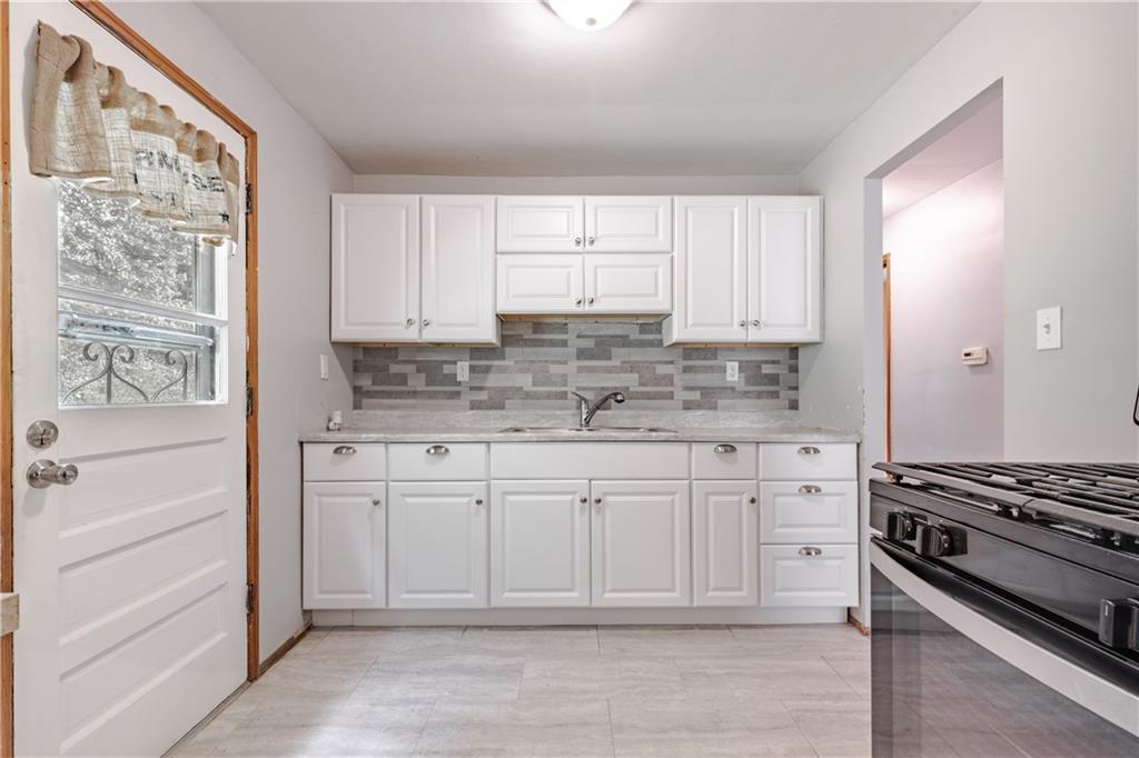 152 Black Hills Road Plum, PA 15239 - Photo 7 of 22