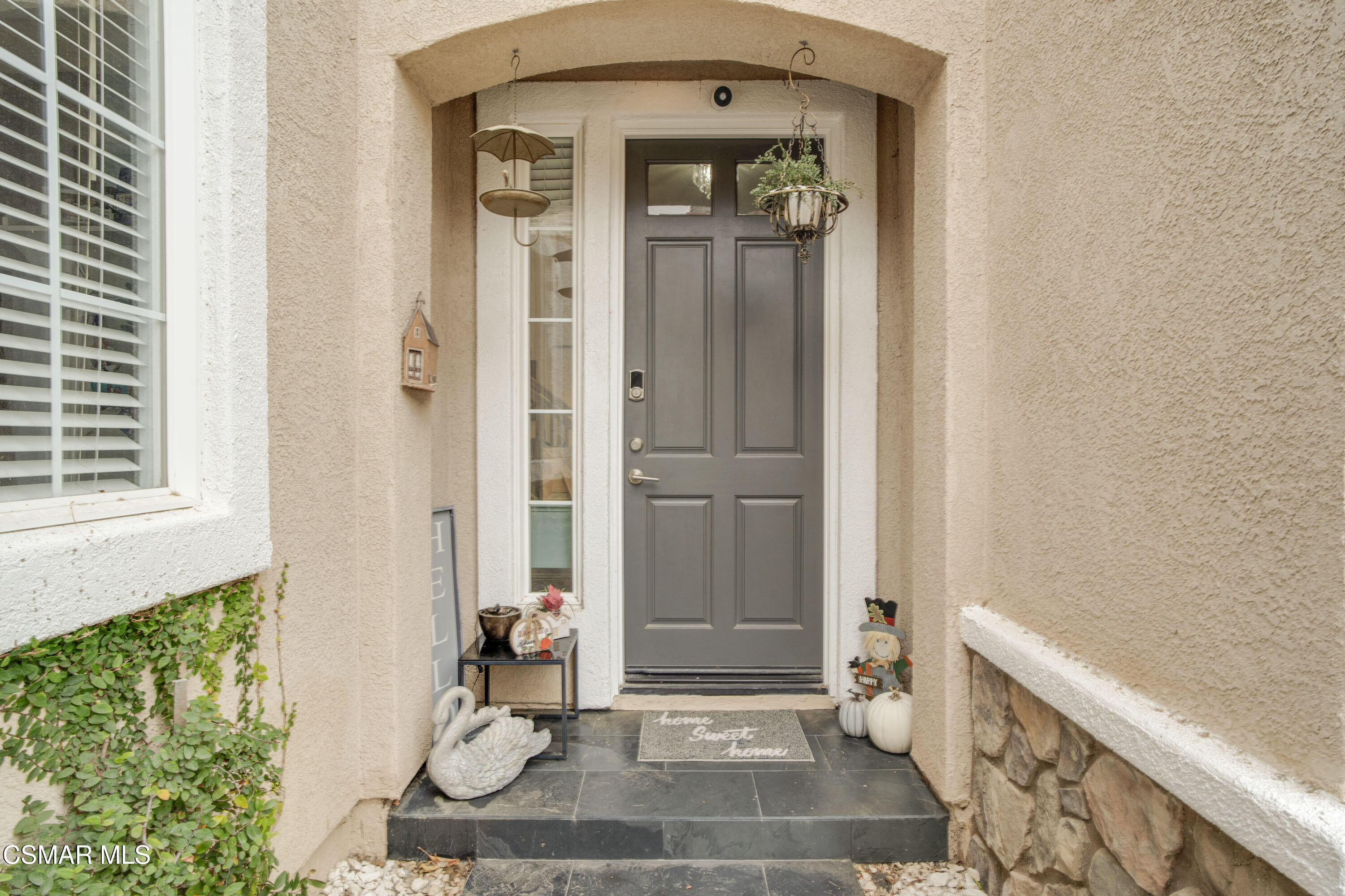 416 Woodland Road Simi Valley, CA 93065 - Photo 4 of 66 416 Woodland Rd, Simi Valley - STANDARD