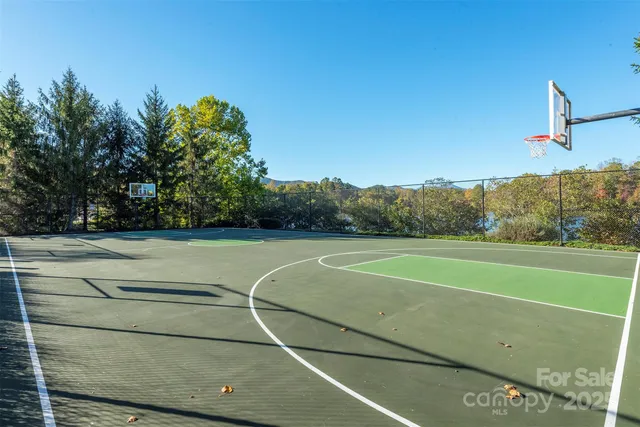 a view of a tennis court