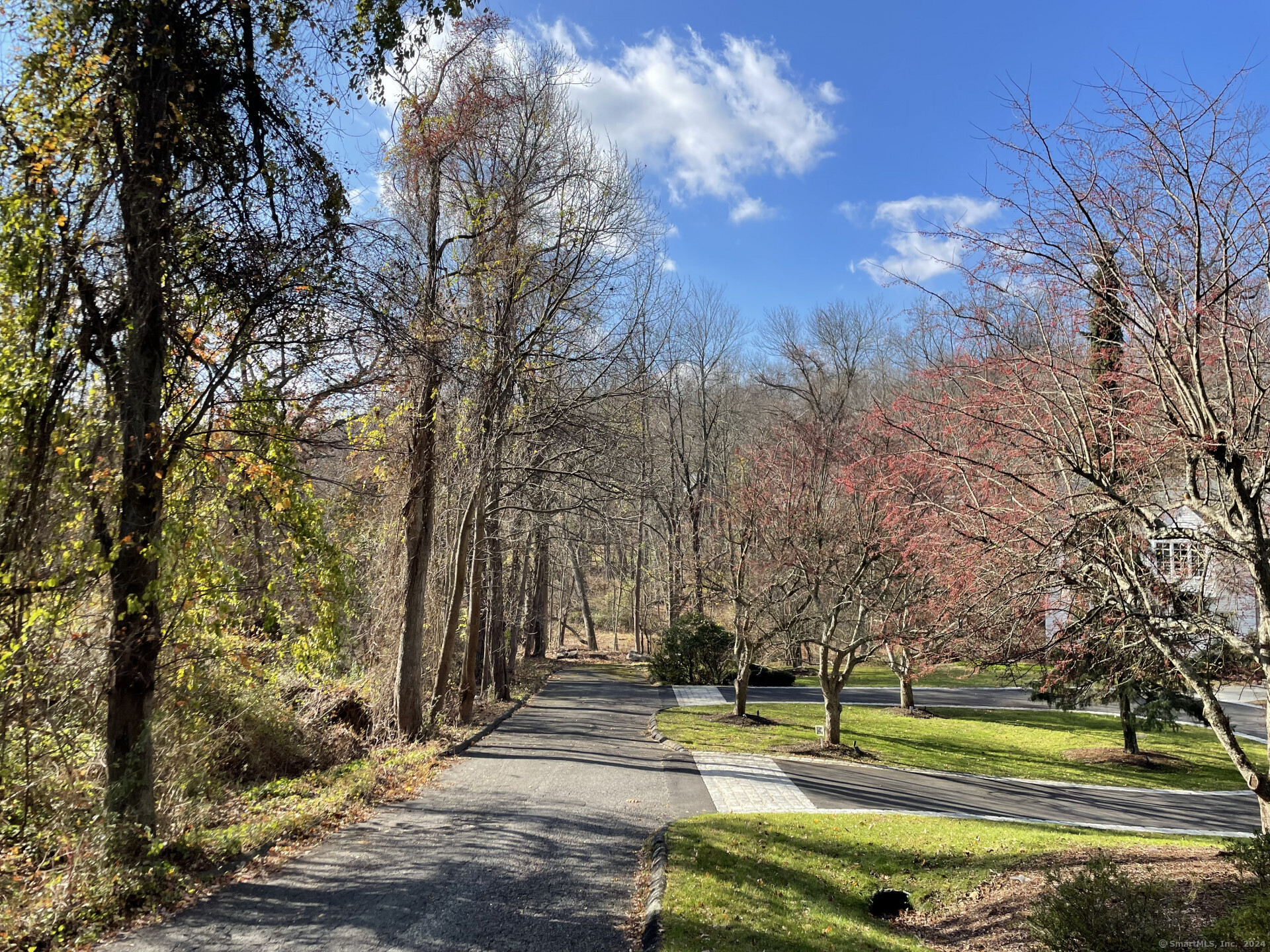 6 Fox Run Lane Westport, CT 06880 - Photo 4 of 6 a view of a city view