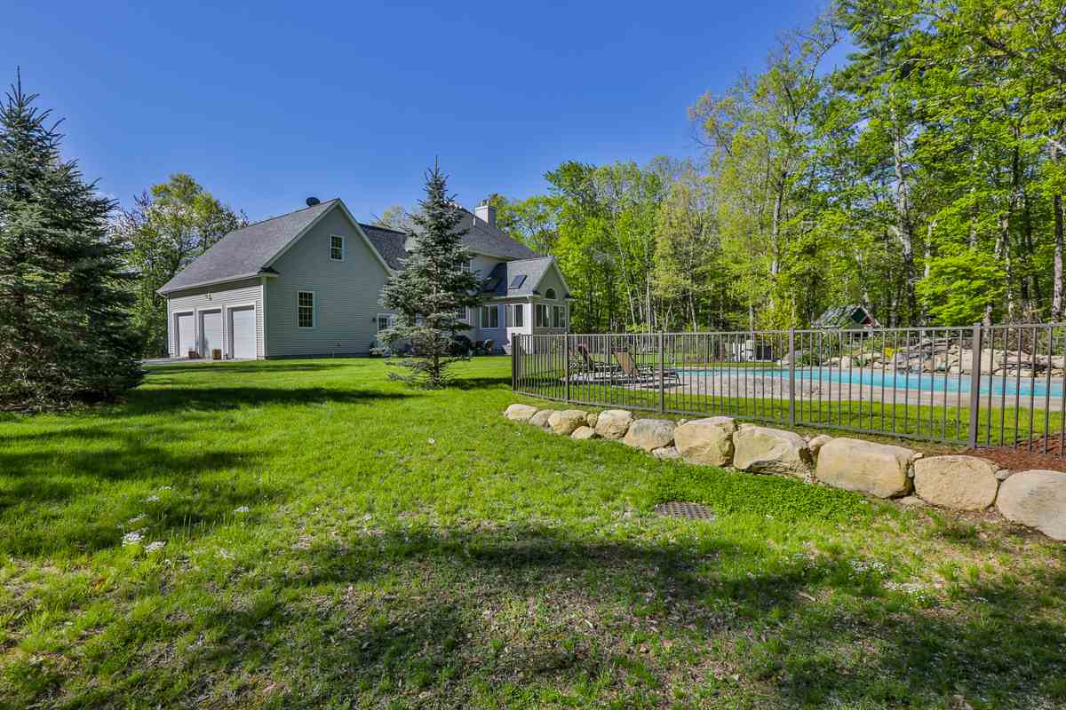 223 Rocky Pond Road Hollis, NH 03049 - Photo 6 of 40
