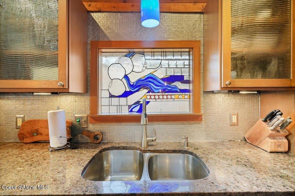 34129 Scenic Bay Road Bayview, ID 83803 - Photo 27 of 69 21-Kitchen