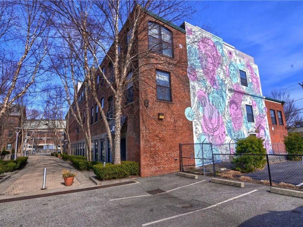 304 Pearl Street, Unit 202 Providence, RI 02907 - Photo 1 of 30