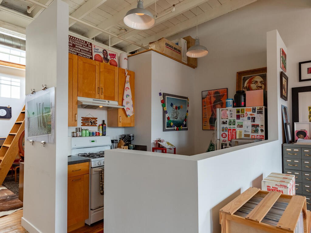 304 Pearl Street, Unit 202 Providence, RI 02907 - Photo 13 of 30