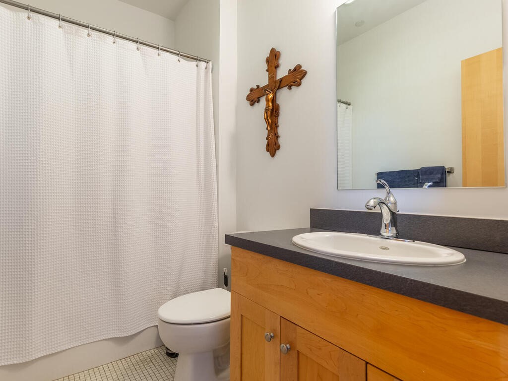 304 Pearl Street, Unit 202 Providence, RI 02907 - Photo 27 of 30