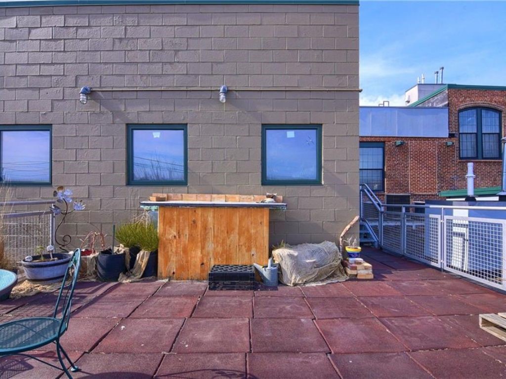 304 Pearl Street, Unit 202 Providence, RI 02907 - Photo 28 of 30
