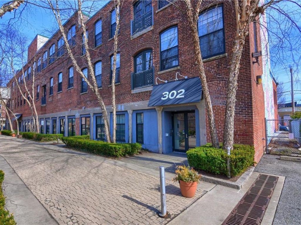 304 Pearl Street, Unit 202 Providence, RI 02907 - Photo 7 of 30