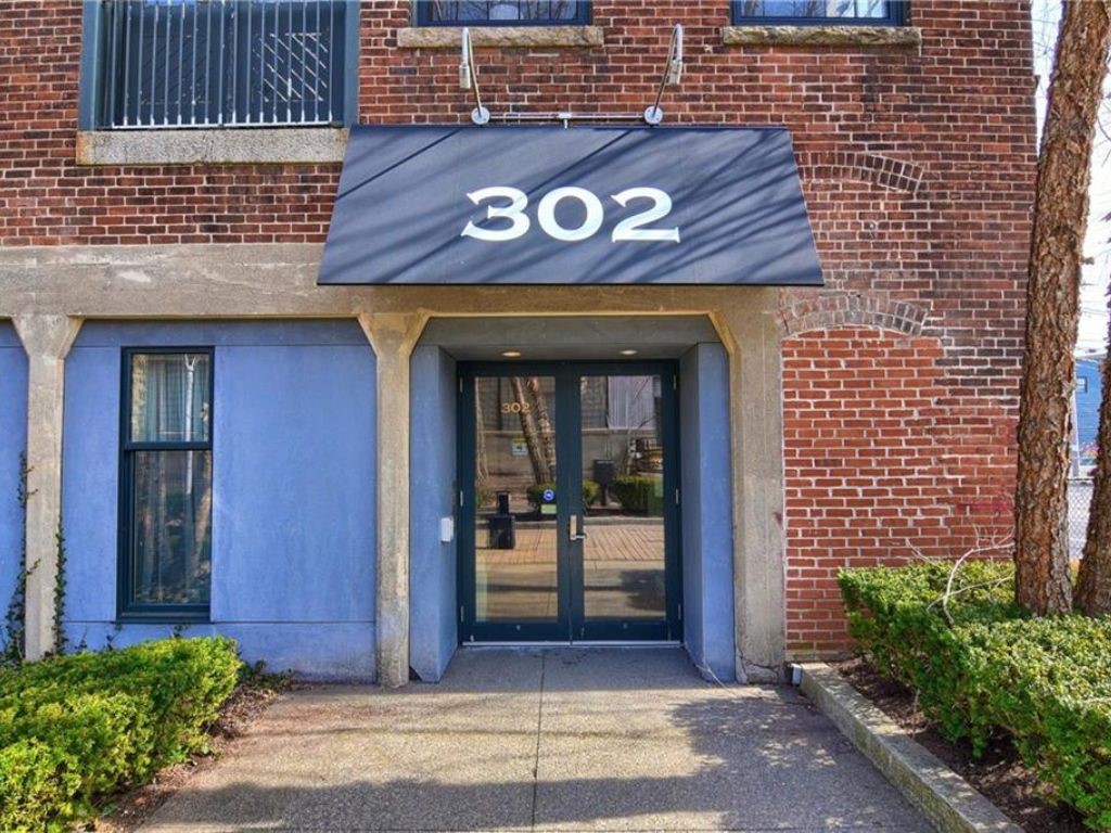 304 Pearl Street, Unit 202 Providence, RI 02907 - Photo 8 of 30
