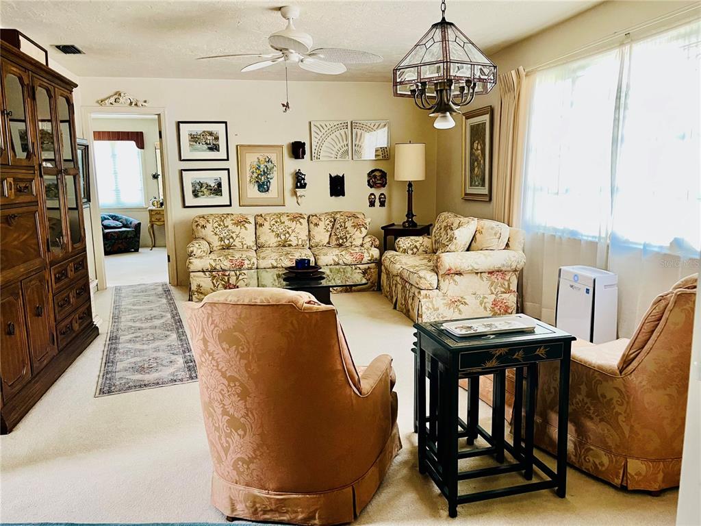 550 46th Street Sarasota, FL 34234 - Photo 12 of 48