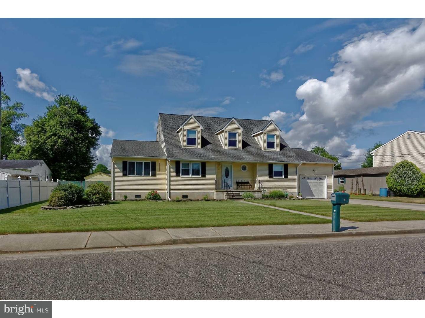 137 Quaker Road Pennsville, NJ 08070 - Photo 2 of 25