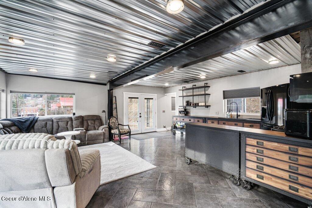 411 Pine Street Mullan, ID 83846 - Photo 11 of 33 .