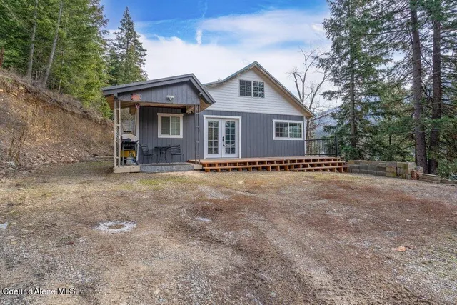 $275,000 | 411 Pine Street, Mullan, ID 83846