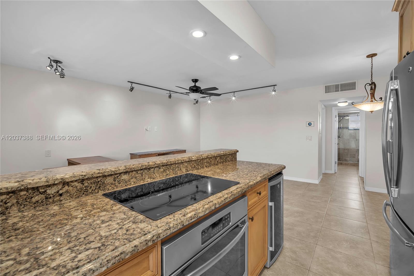 901 South Surf Road, Unit 506 Hollywood, FL 33019 - Photo 11 of 36