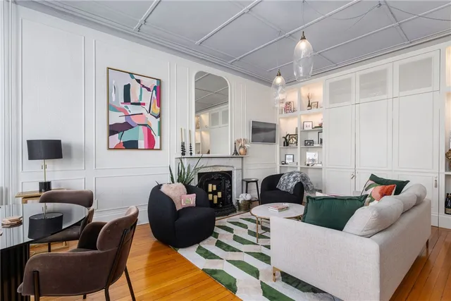 $6,500 | 36 Kay Street, Unit 3, Newport, RI 02840