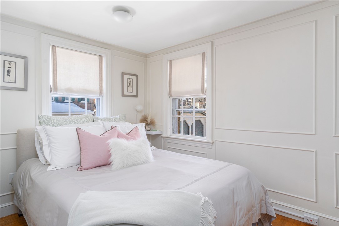 36 Kay Street, Unit 3 Newport, RI 02840 - Photo 17 of 28 Bedroom