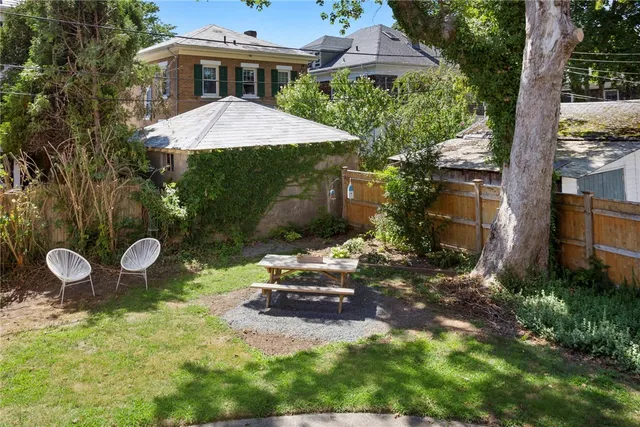 $6,500 | 36 Kay Street, Unit 3, Newport, RI 02840