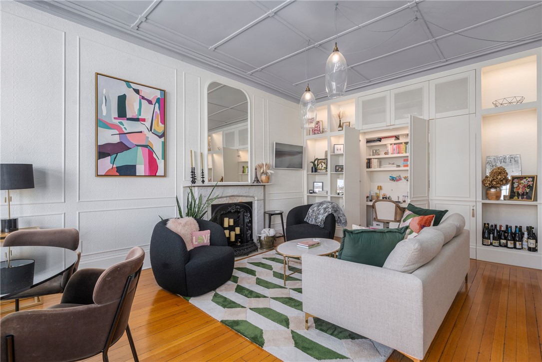 36 Kay Street, Unit 3 Newport, RI 02840 - Photo 3 of 28 Living/Dining