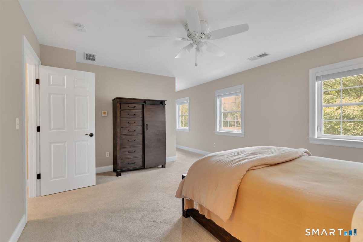 2 Chapman Chase Windsor Locks, CT 06096 - Photo 25 of 40
