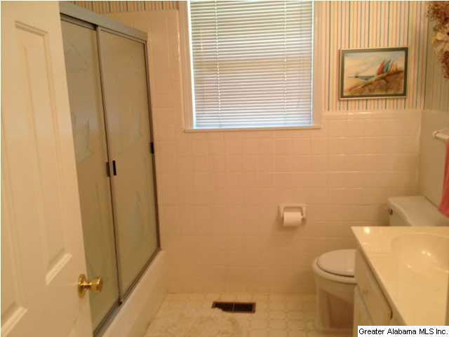 205 Beach Loop Shelby, AL 35143 - Photo 13 of 18