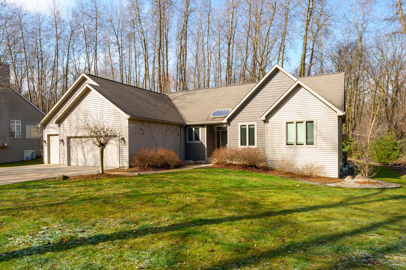 3564 Hathaway Road Kalamazoo, MI 49009 - Photo 1 of 52 Hathaway_Rd_3564_Kalamazoo_49009-1