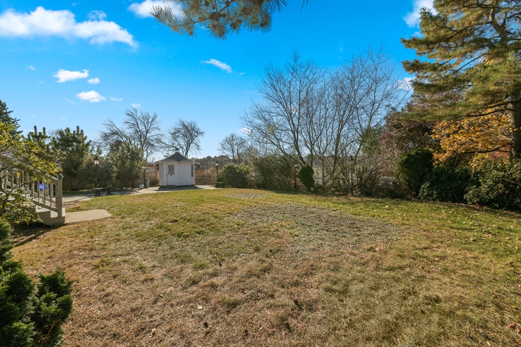 72 Stivaletta Drive Dedham, MA 02026 - Photo 7 of 38
