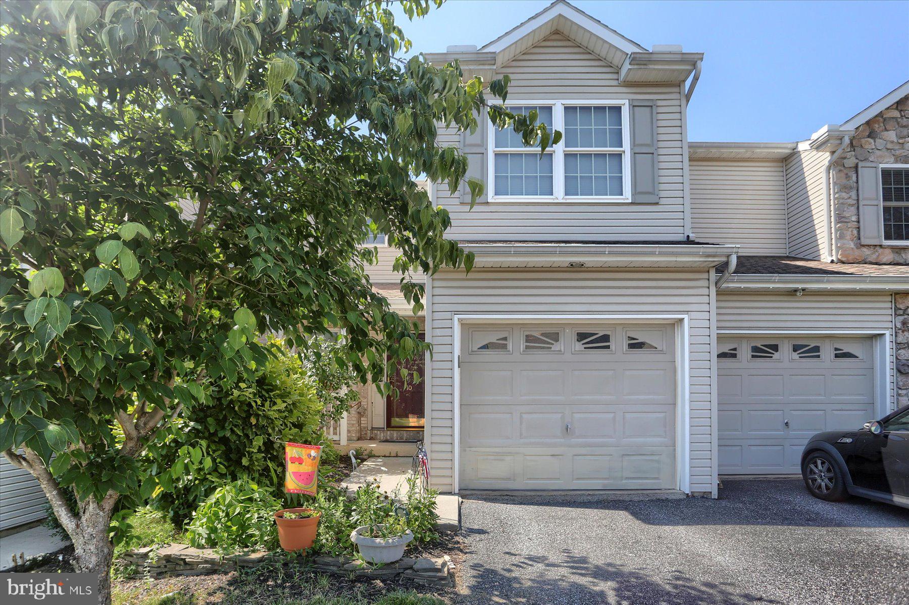 10 Fargreen Court Etters, PA 17319 - Photo 4 of 37