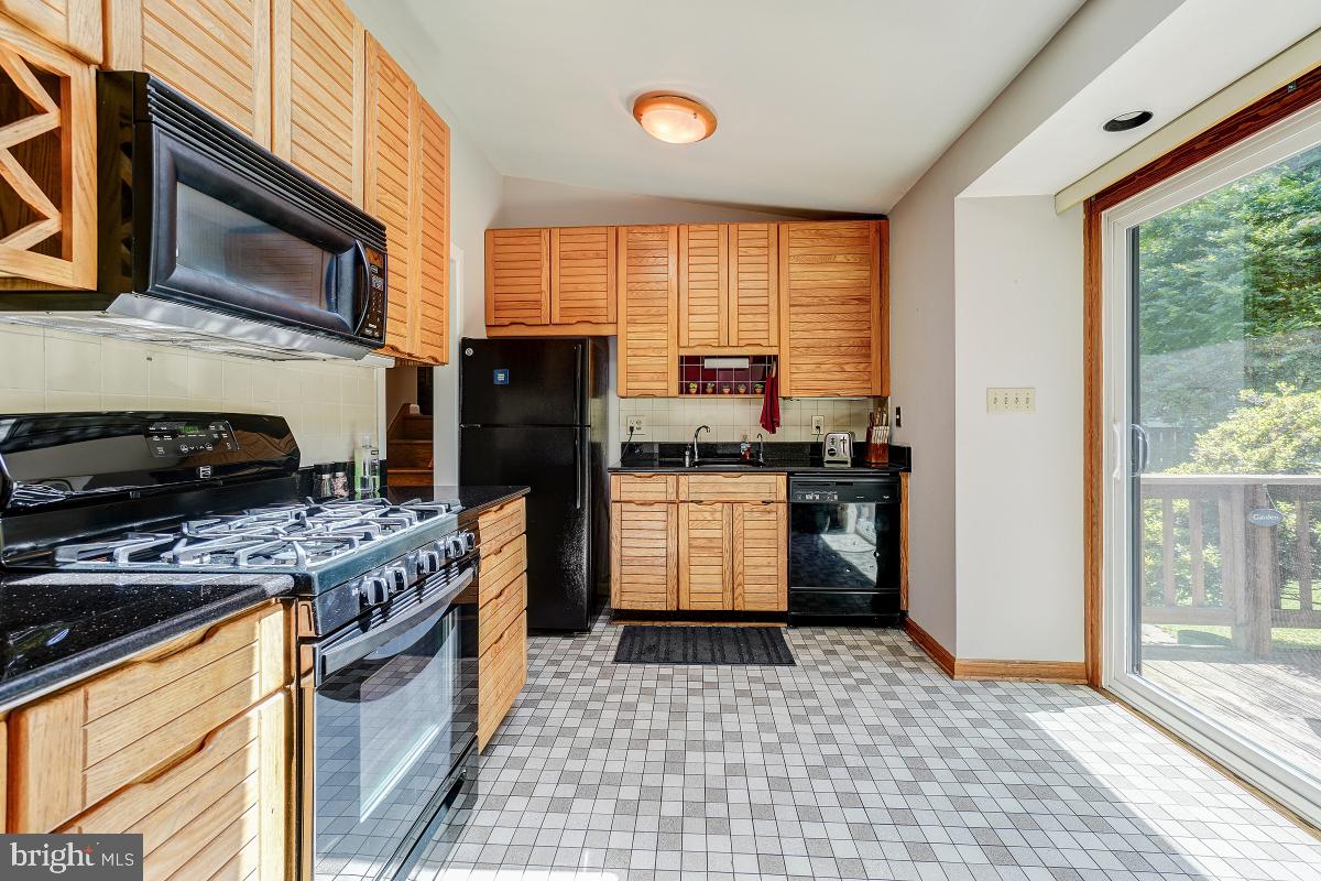 414 Eisner Street Silver Spring, MD 20901 - Photo 14 of 36