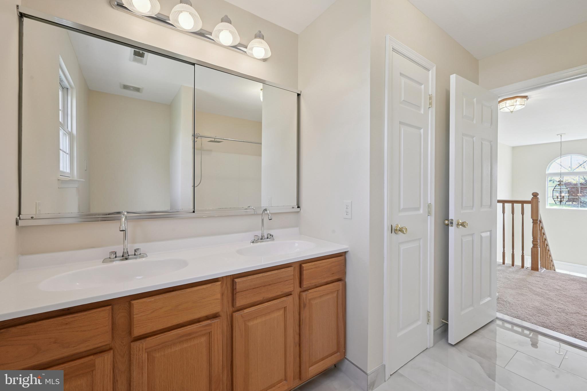 8 Toby Wells Court Delran, NJ 08075 - Photo 21 of 25
