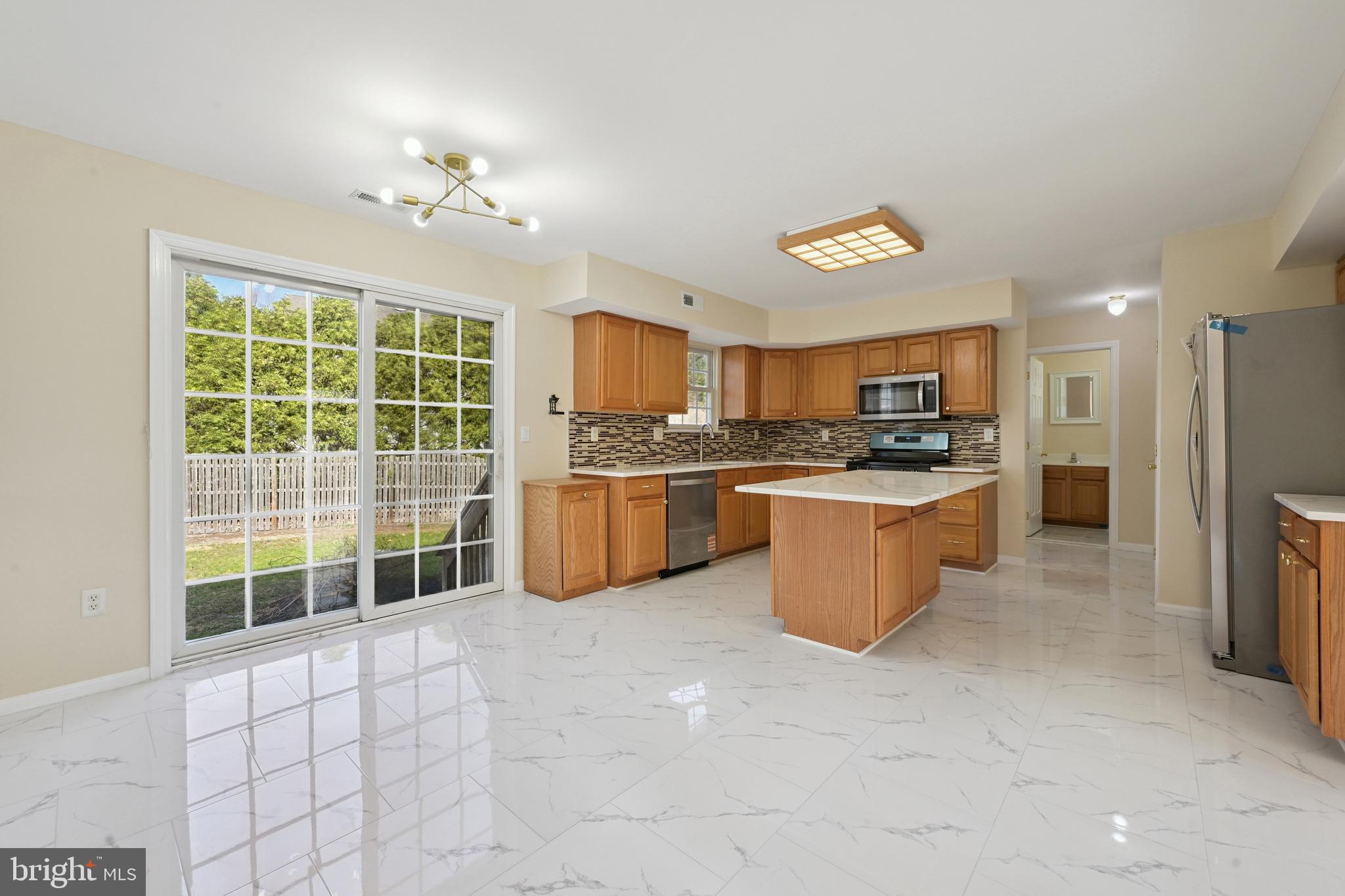 8 Toby Wells Court Delran, NJ 08075 - Photo 6 of 25