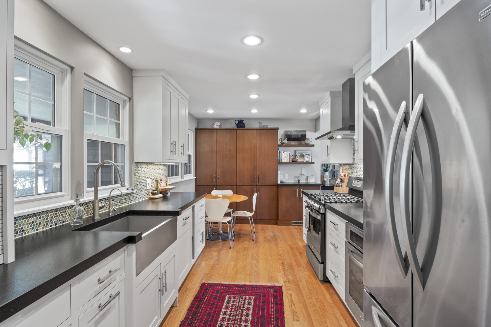 Undisclosed Address Glenview, IL 60025 - Photo 14 of 42