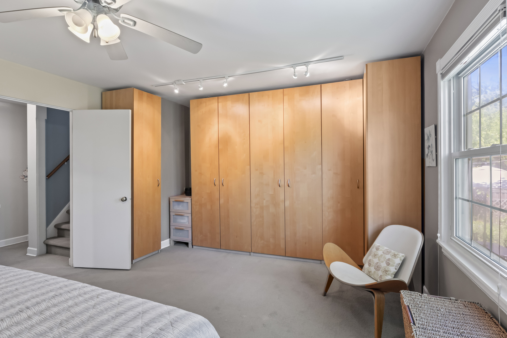 Undisclosed Address Glenview, IL 60025 - Photo 19 of 42