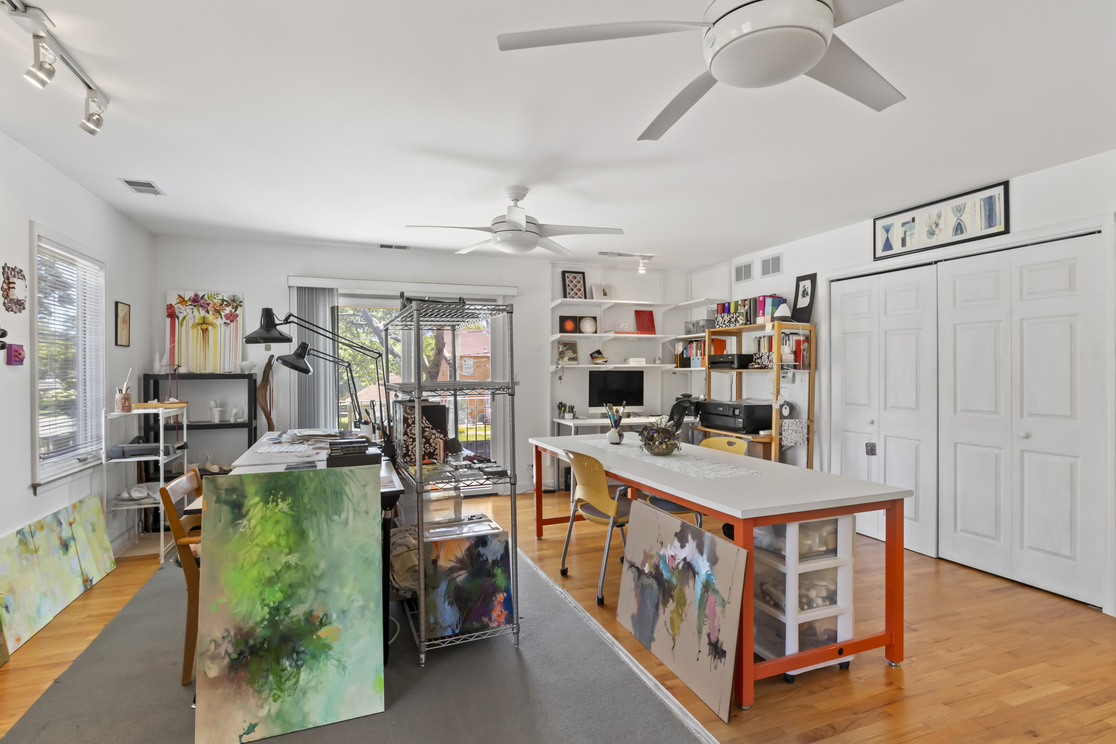 Undisclosed Address Glenview, IL 60025 - Photo 23 of 42