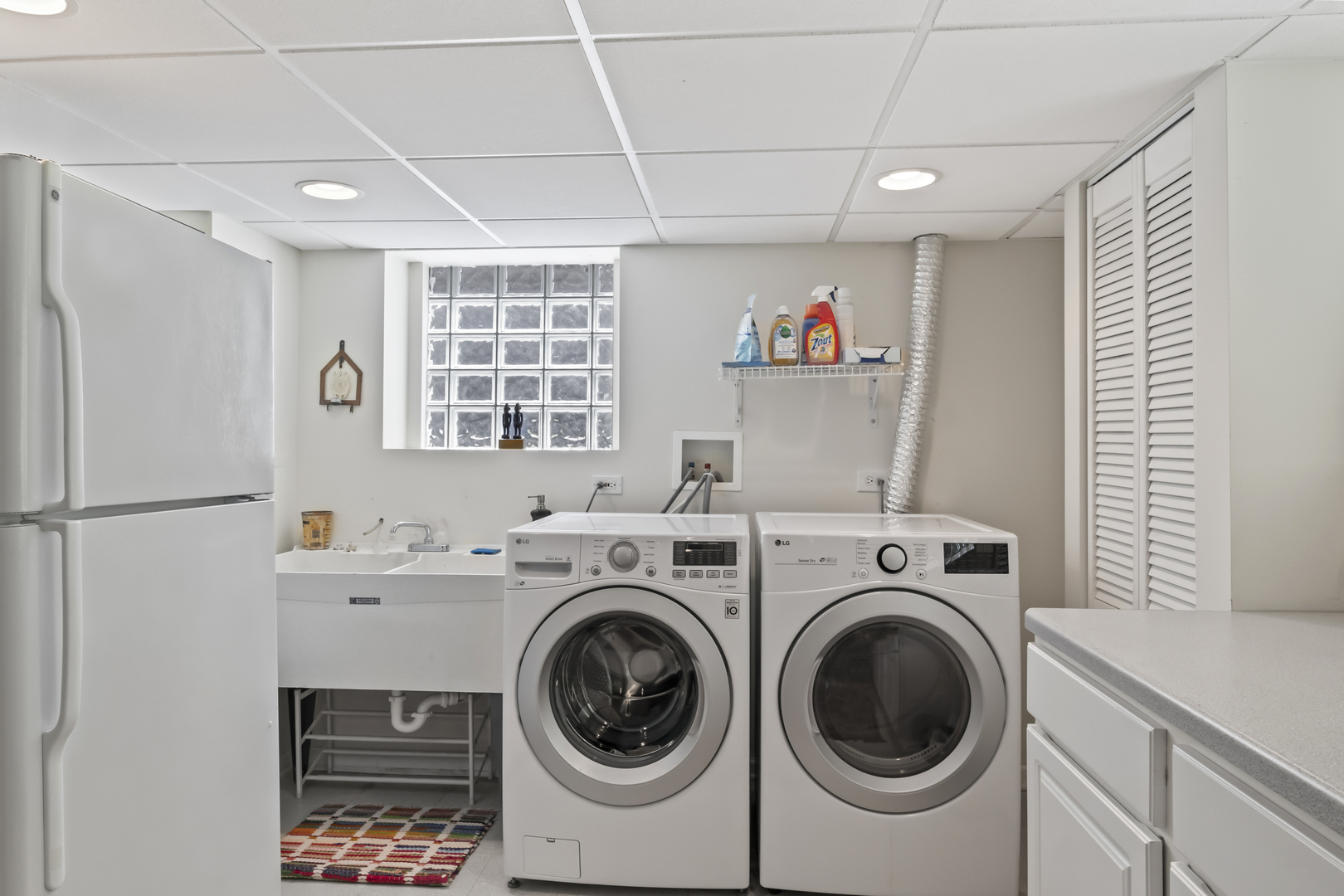 Undisclosed Address Glenview, IL 60025 - Photo 30 of 42