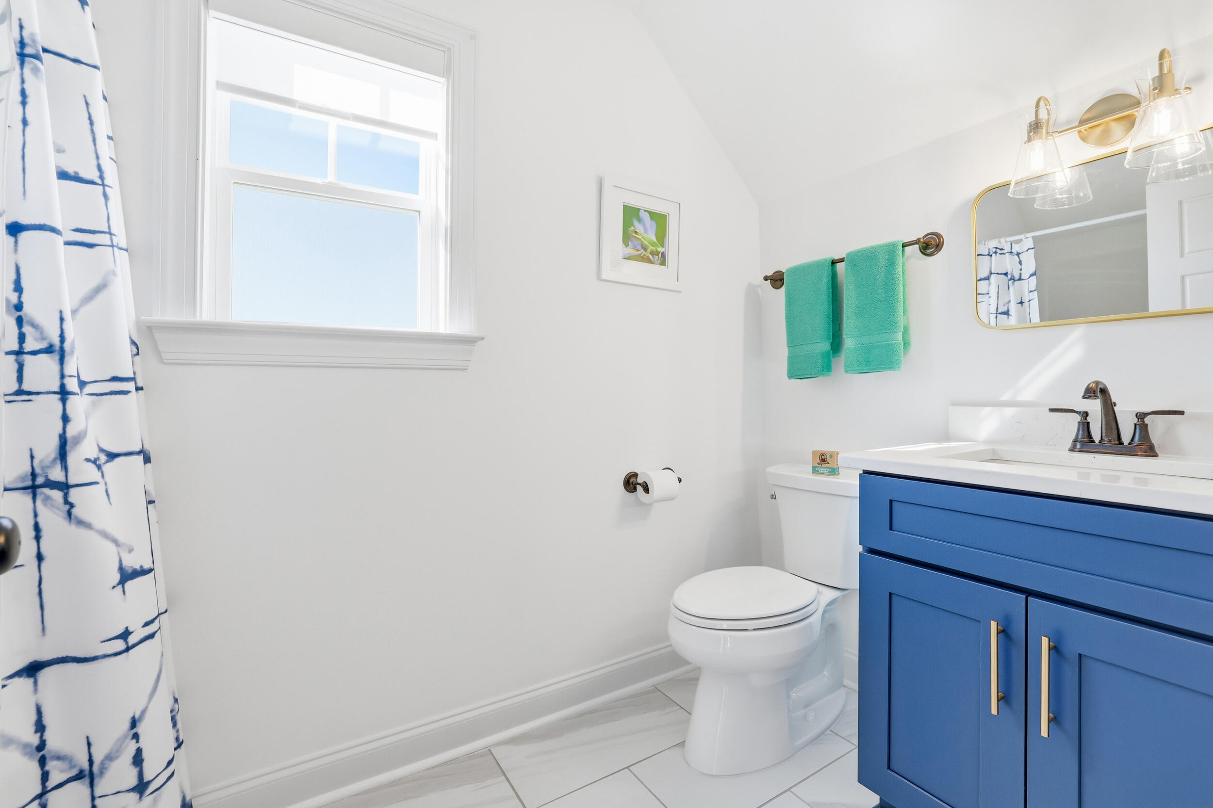 209 Cowdry Pk Road Beech Island, SC 29842 - Photo 20 of 38 Upstairs Bathroom