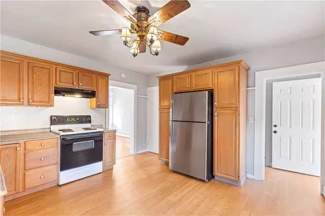 $2,400 | 41 Oak Street, Unit 43, Cranston, RI 02910