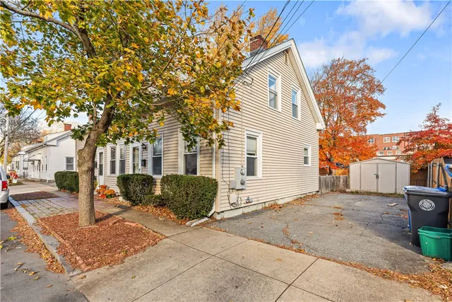 $2,400 | 41 Oak Street, Unit 43, Cranston, RI 02910