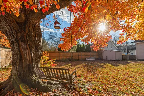 $2,000 | 41 Oak Street, Unit 43, Cranston, RI 02910