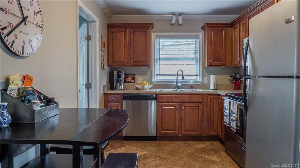 4408 Raney Way, Unit 4 Charlotte, NC 28205 - Photo 5 of 18 Gallery Image 5