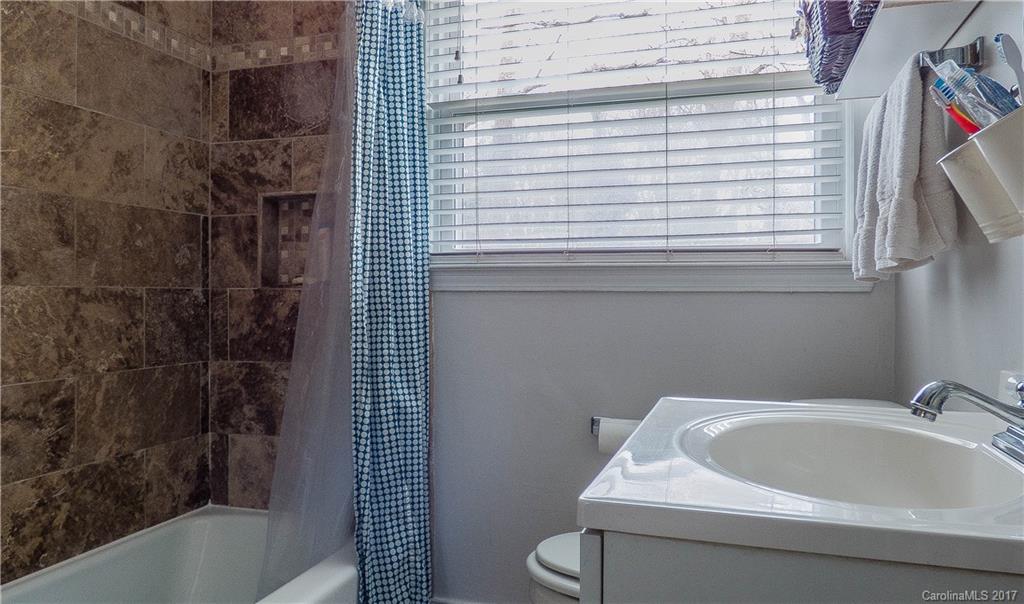 4408 Raney Way, Unit 4 Charlotte, NC 28205 - Photo 10 of 18 Gallery Image 10
