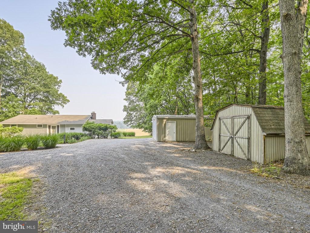 3586 Water Tank Road Manchester, MD 21102 - Photo 4 of 46