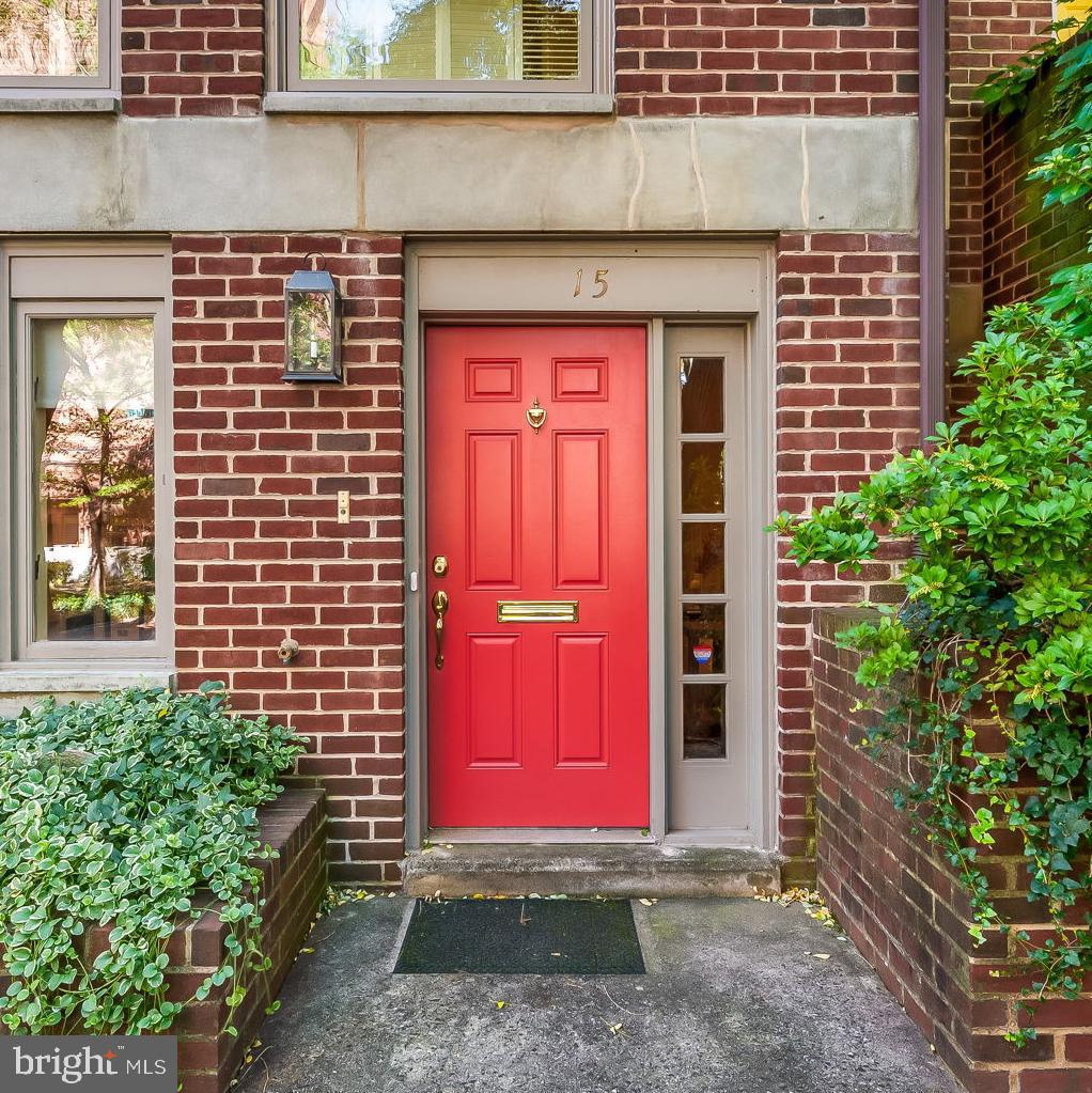 15 West Barre Street Baltimore, MD 21201 - Photo 4 of 52