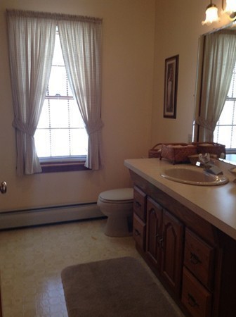 20 Brooks Road Paxton, MA 01612 - Photo 25 of 29 Gallery Image 25