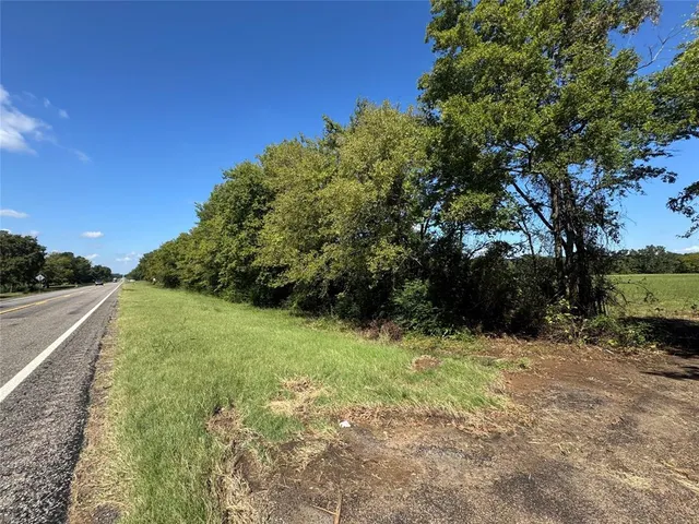 $425,800 | 2102 County Road 2102, Canton, TX 75103