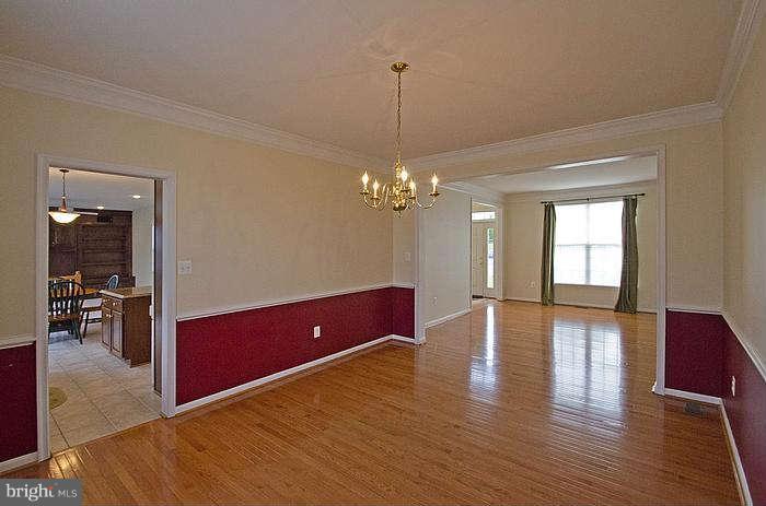 2201 Manor Spring Terrace Silver Spring, MD 20906 - Photo 7 of 29 Dining Room