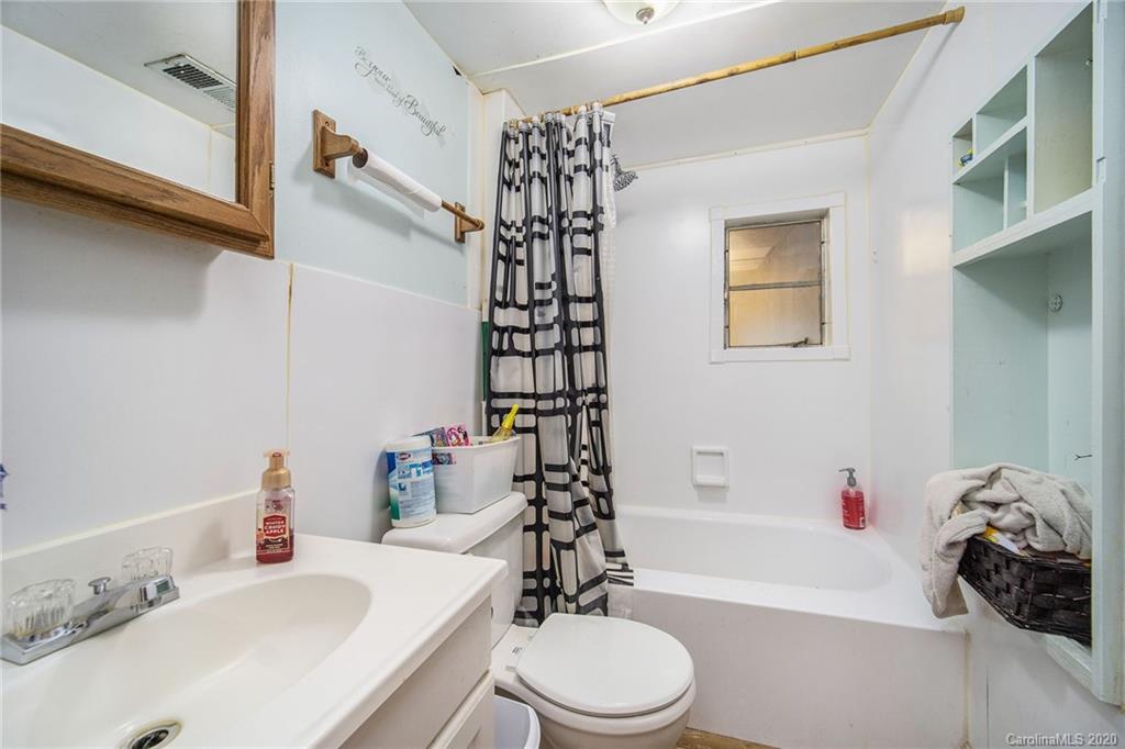 3809 Plainview Road Charlotte, NC 28208 - Photo 8 of 30