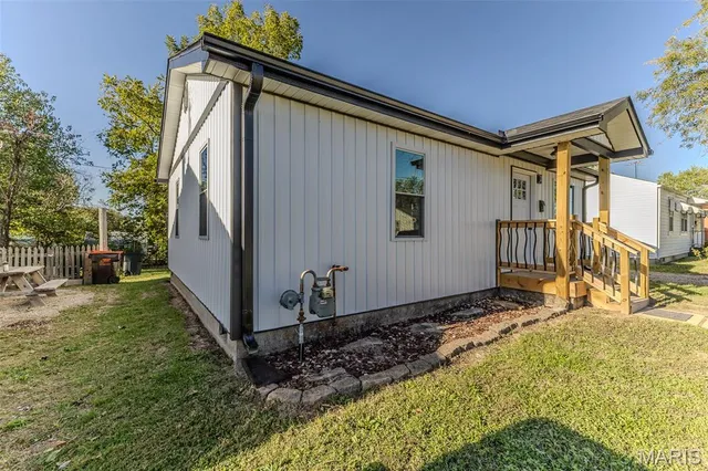 $159,900 | 406 Perry Street, Lebanon, MO 65536