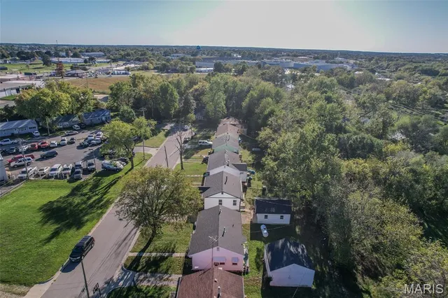 $159,900 | 406 Perry Street, Lebanon, MO 65536